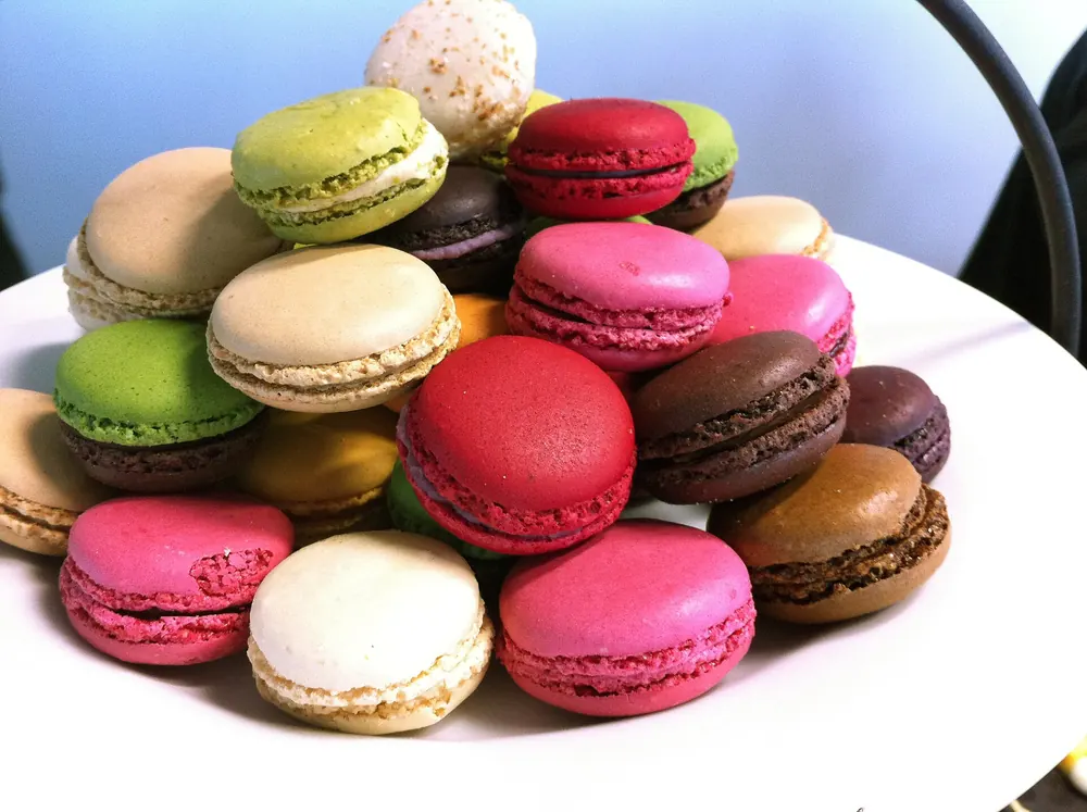 French Macarons (box of 6)